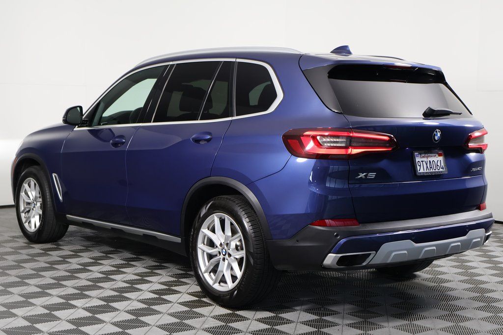 Thumbnail: 2022 BMW X5 - 6