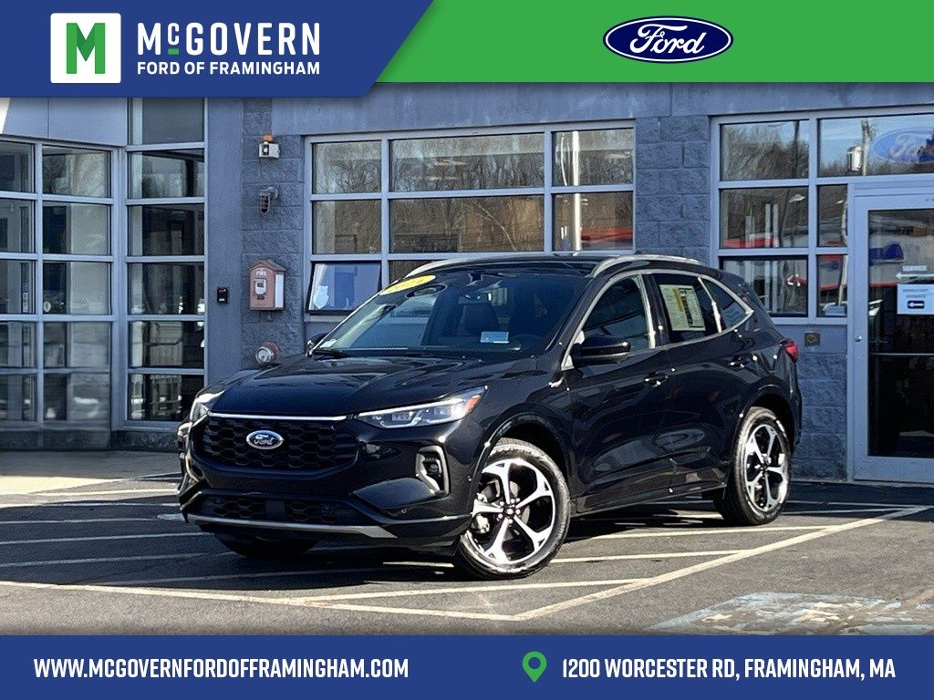 Black 2025 Ford Escape Platinum AWD SUV / Crossover All-Wheel Drive 8-Speed Automatic