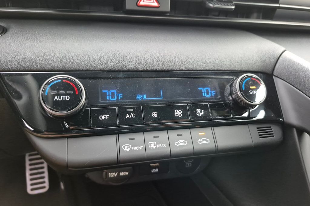 New 2026 Black Hyundai SEL Sport Plus image 24