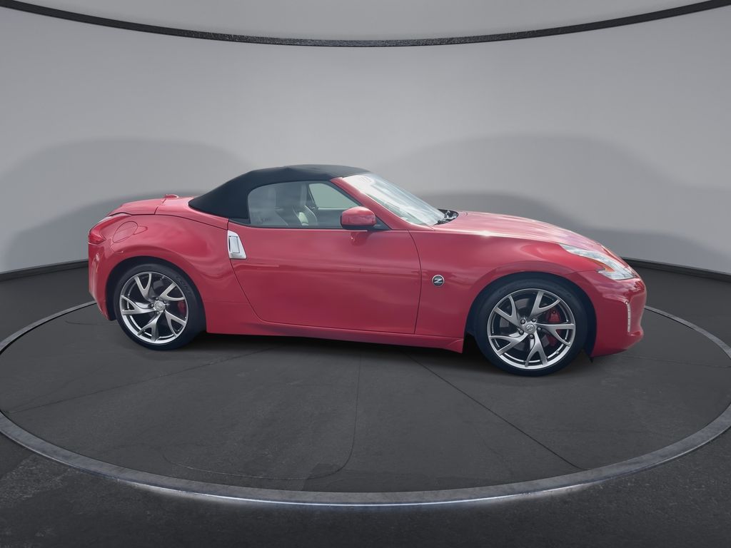 Thumbnail: 2013 Nissan Z - 9