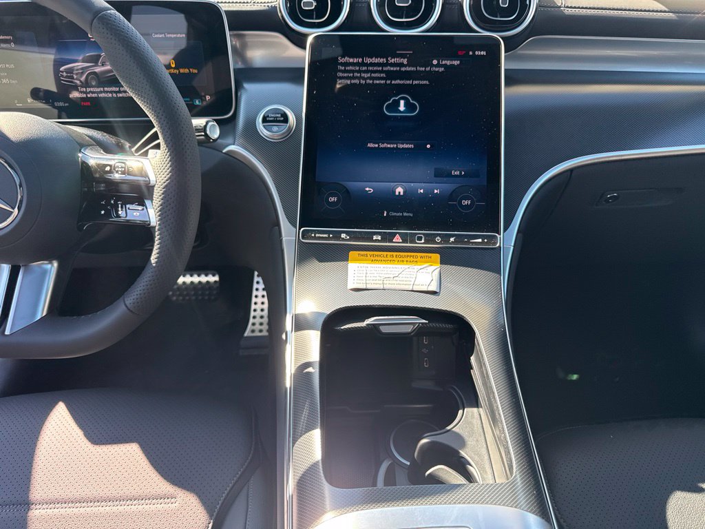 Thumbnail: 2026 Mercedes-Benz GLC - 24