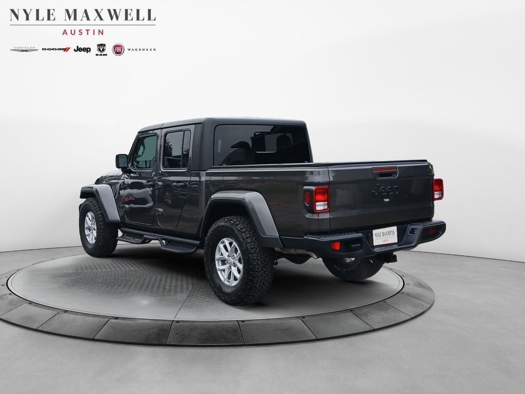 Used Car 2023 Jeep Gladiator  Sport For Sale Under $30,000 In Austin, Texas