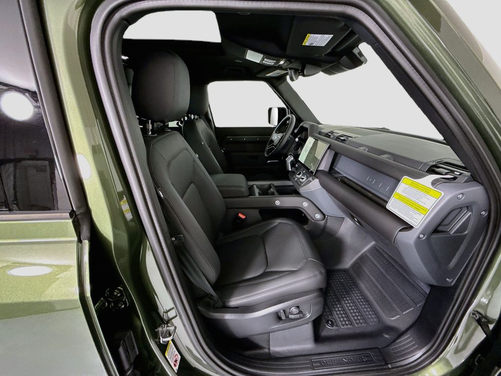 Thumbnail: 2026 Land Rover Defender - 20