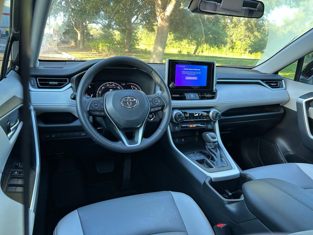 Thumbnail: 2023 Toyota RAV4 - 12