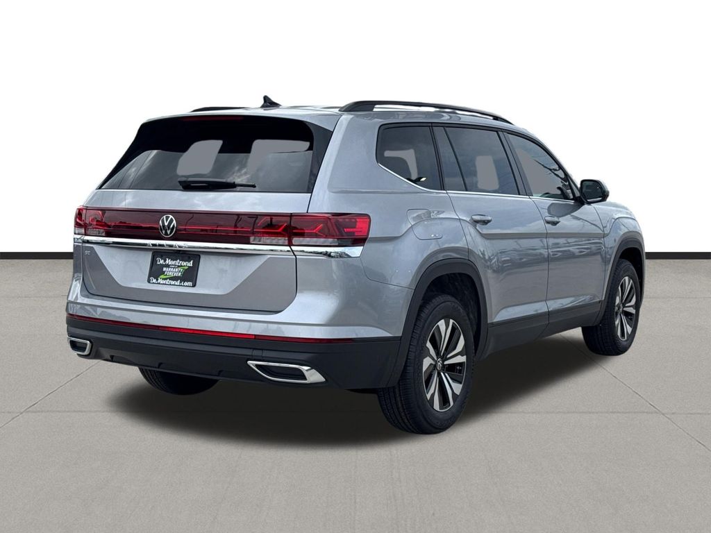 2026 Volkswagen Atlas 2.0T SE Silver at Bayshore Chrysler Jeep Dodge Ram