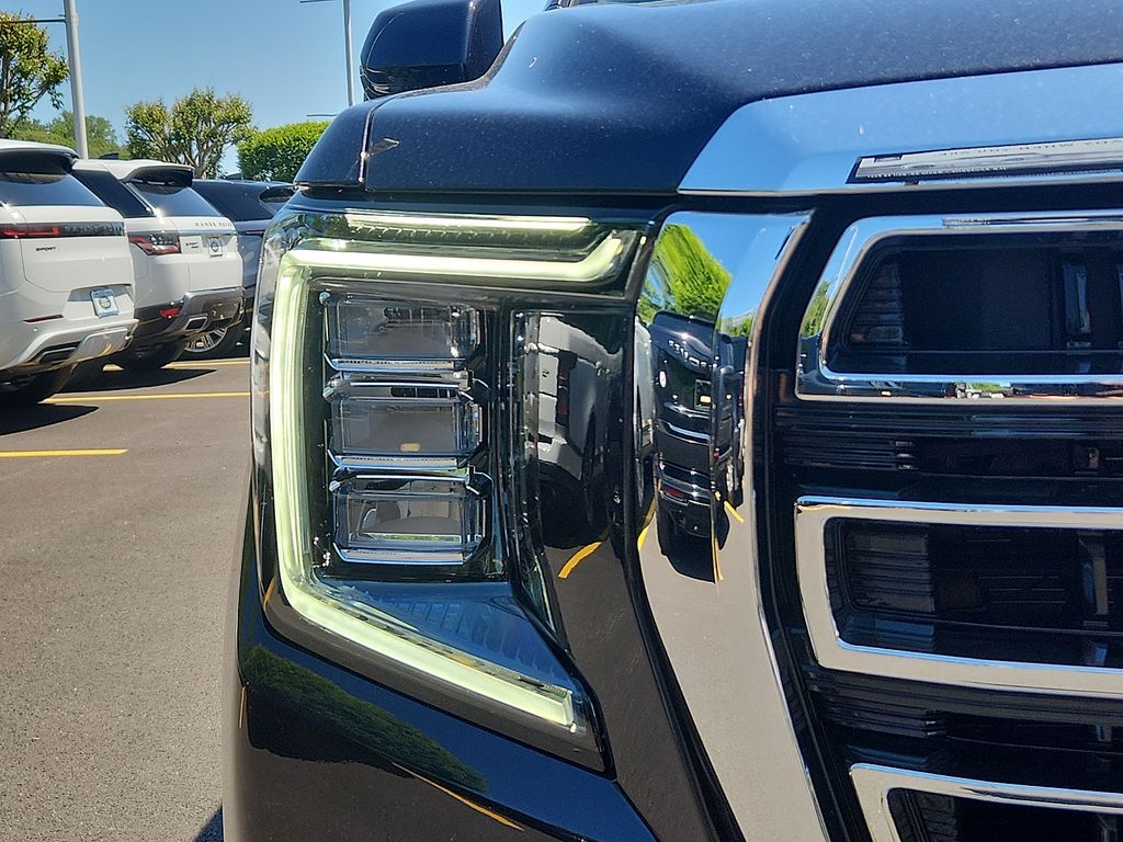 Thumbnail: 2023 GMC Yukon - 9
