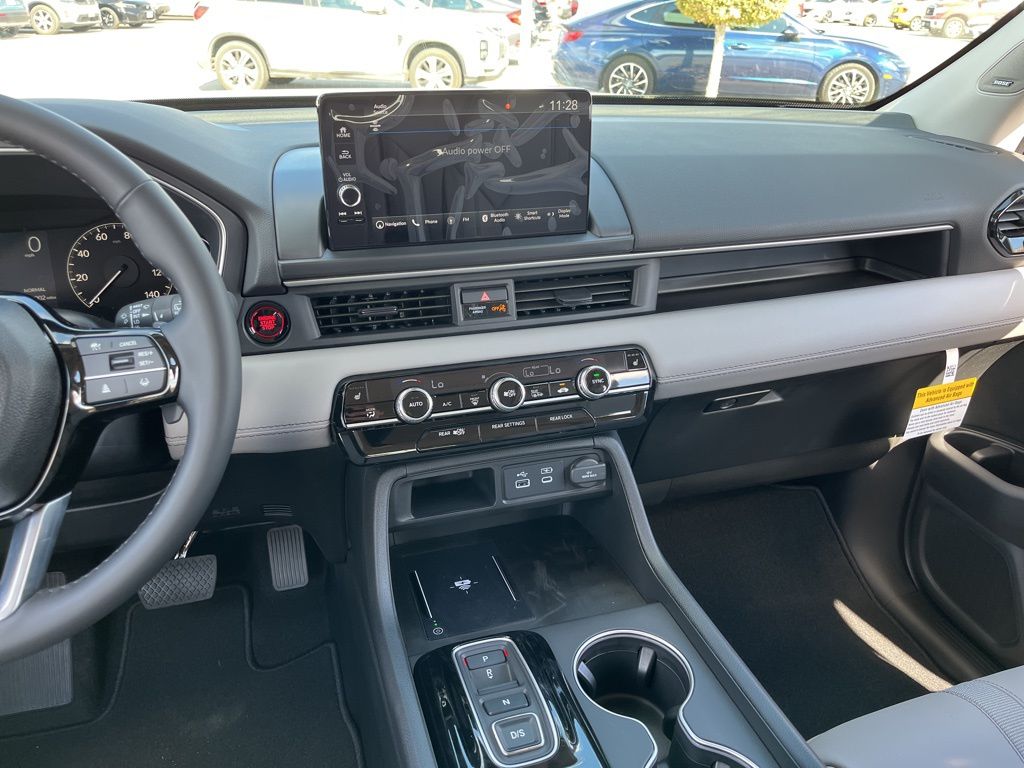 Thumbnail: 2025 Honda Pilot - 10