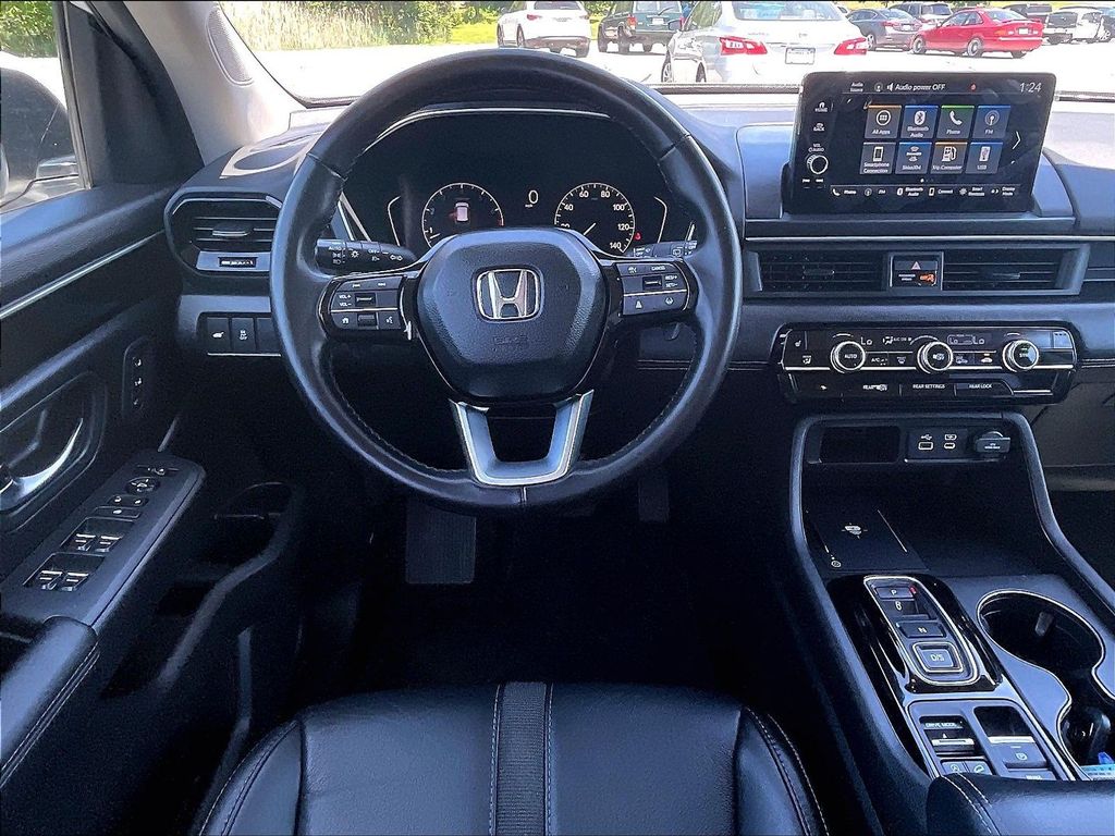 2025 Honda Pilot — photo 18