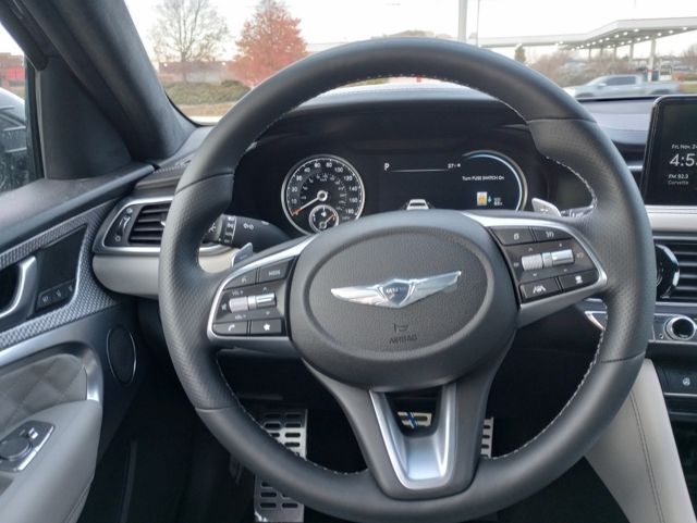 2023 Genesis G70 Sport Prestige 31