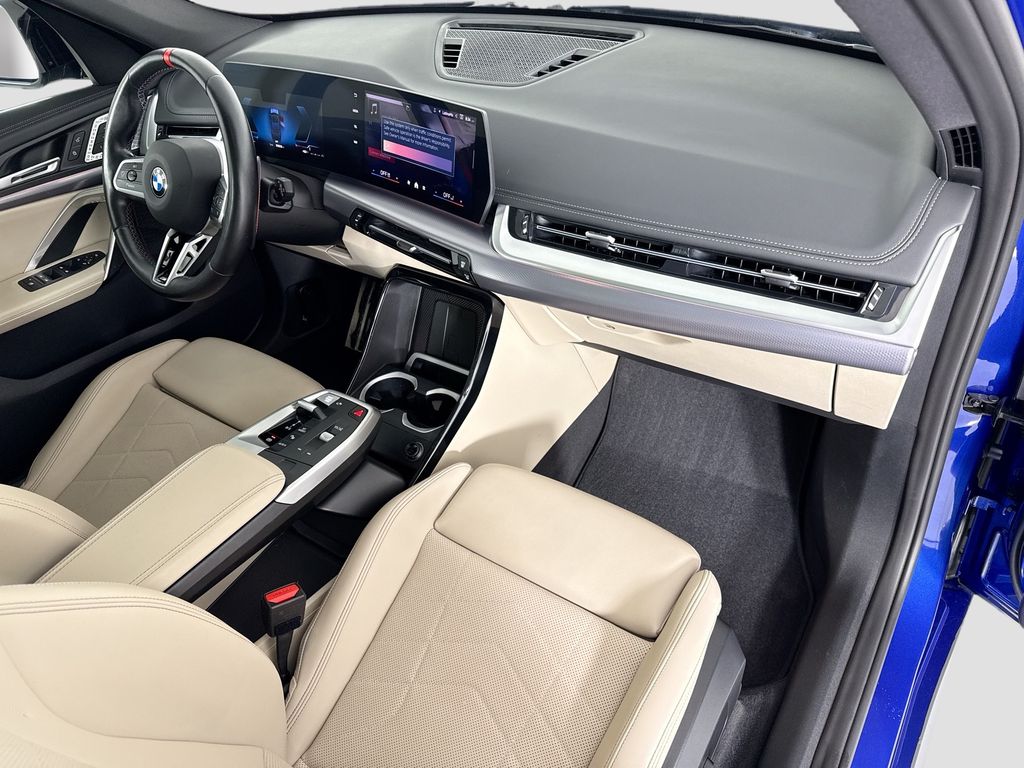 Thumbnail: 2024 BMW X1 - 17