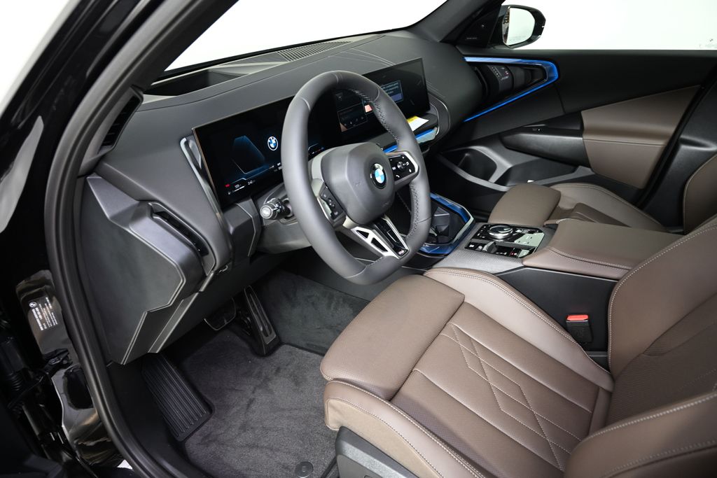 Thumbnail: 2025 BMW X3 - 15