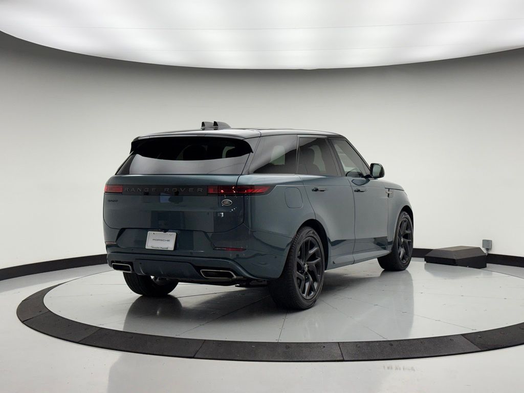 Thumbnail: 2023 Land Rover Range Rover Sport - 5