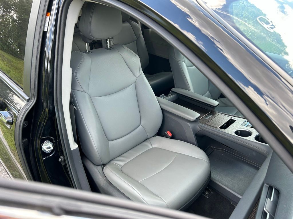 Thumbnail: 2024 Toyota Sienna - 15