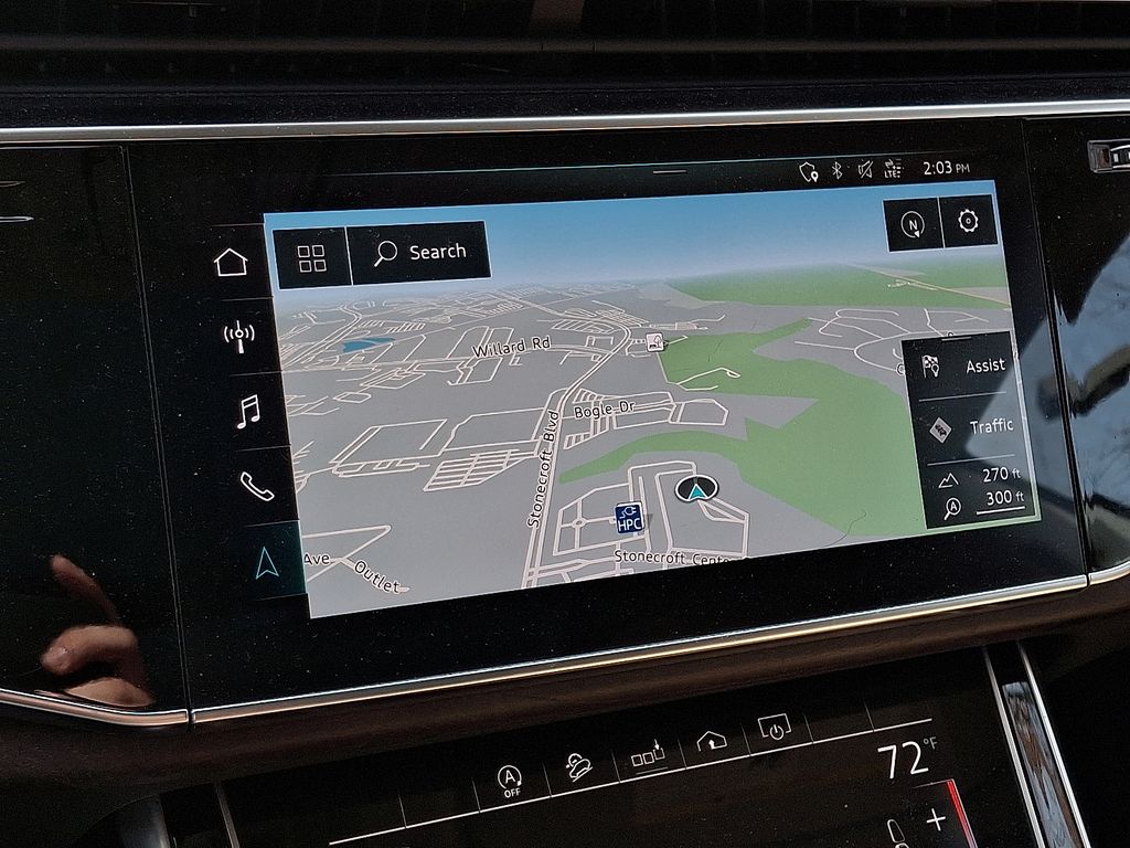 Thumbnail: 2020 Audi Q8 - 16