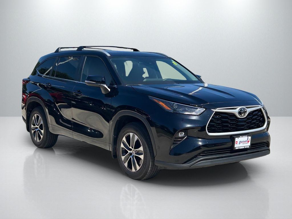 Used 2026 Toyota Highlander SUV