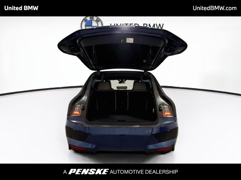 Thumbnail: 2024 BMW iX - 21