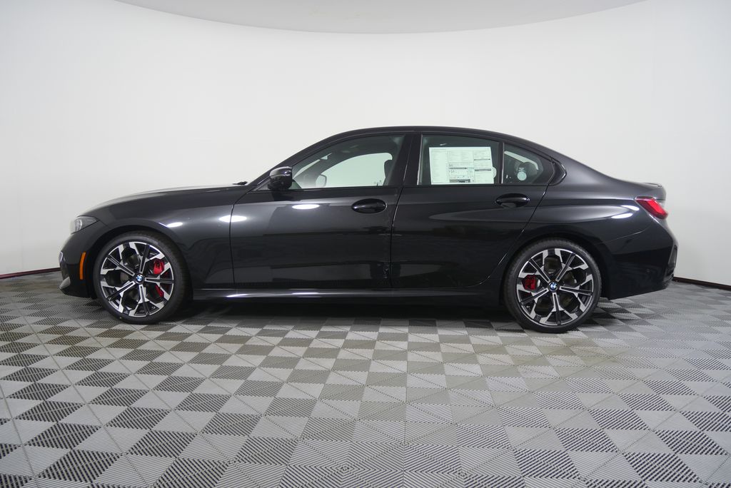 Thumbnail: 2026 BMW 3 Series - 2