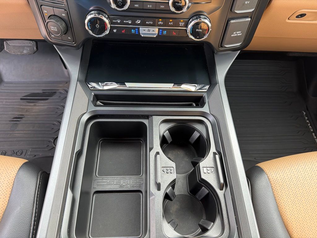 2026 Ford F-350 Super Duty LARIAT