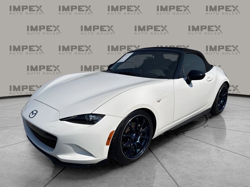 2021 Mazda MX-5 Miata Sport RWD