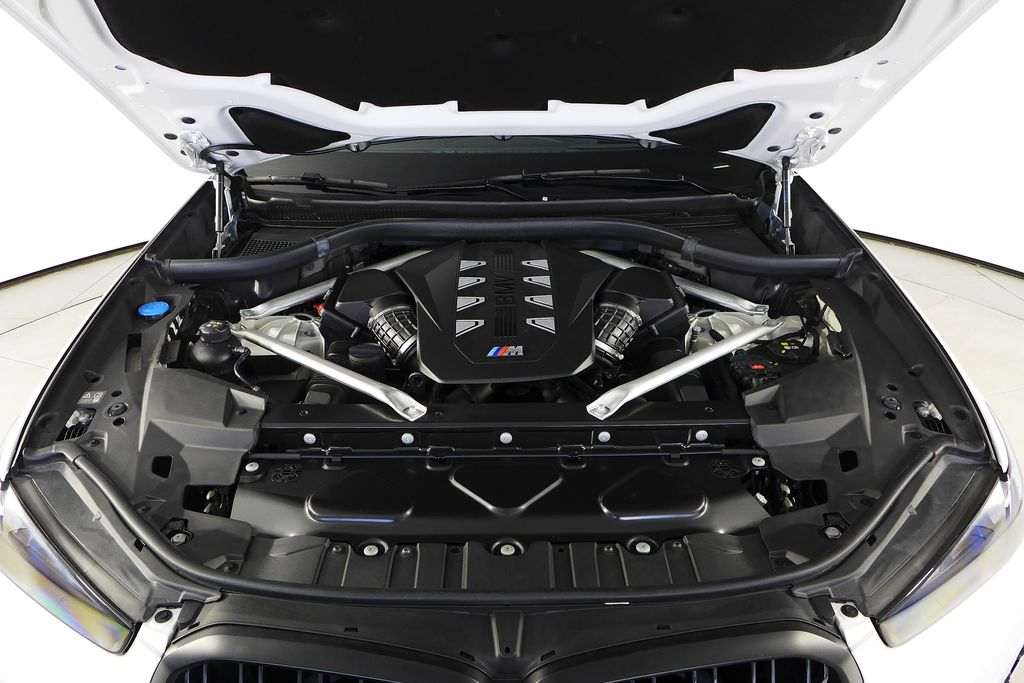 Thumbnail: 2024 BMW X6 - 6