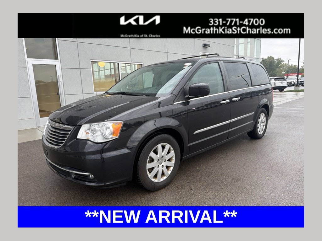 2016 Chrysler Town & Country Touring