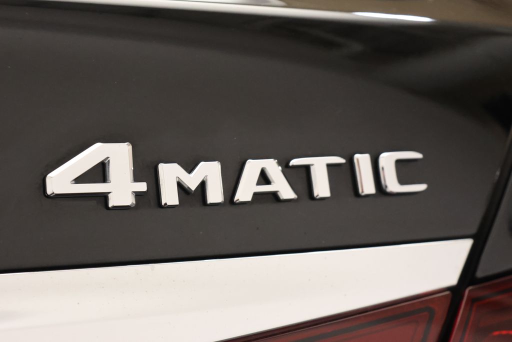 Thumbnail: 2023 Mercedes-Benz E-Class - 10