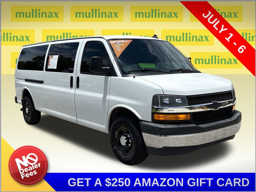 Summit White 2019 Chevrolet Express Van Rear-Wheel Drive 8-Speed Automatic Overdrive