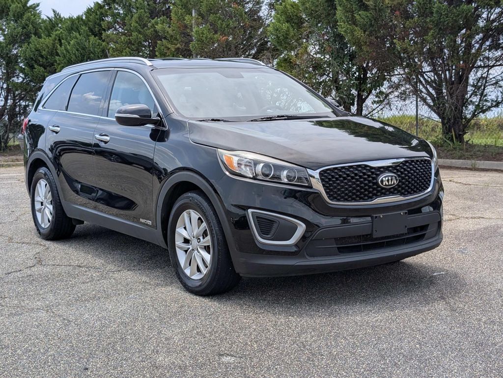 2017 Kia Sorento LX