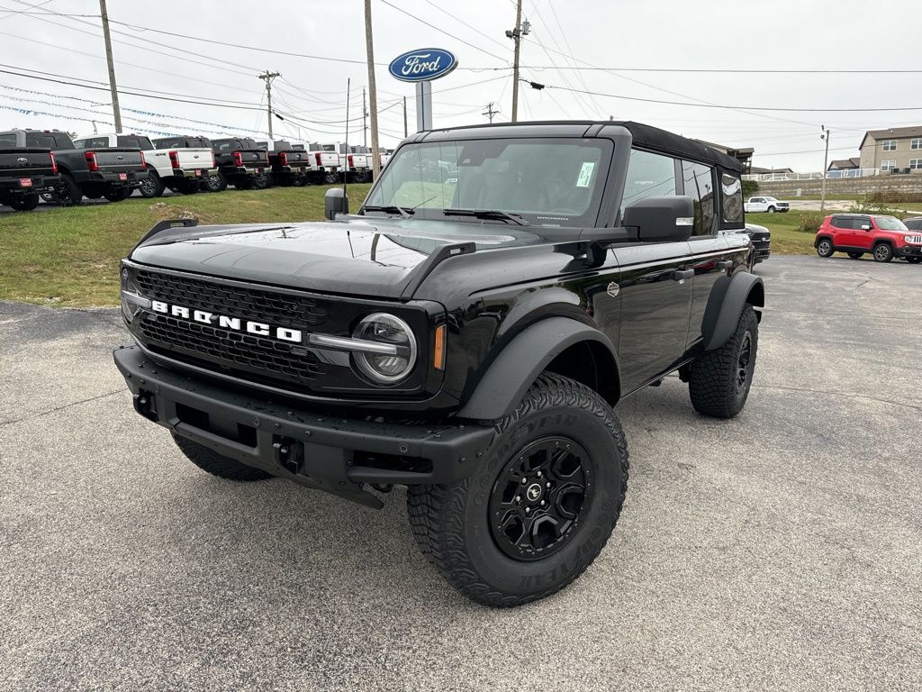 Shadow Black 2024 Ford Bronco SUV / Crossover Four-Wheel Drive Automatic