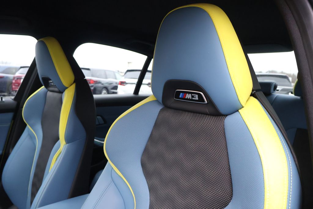 Thumbnail: 2022 BMW M3 - 30