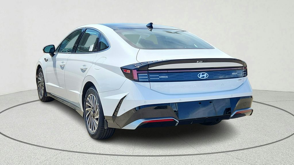 2026 Hyundai Sonata Hybrid