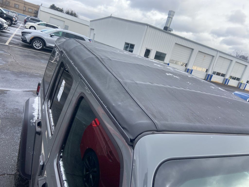 Thumbnail: 2023 Jeep Wrangler - 20