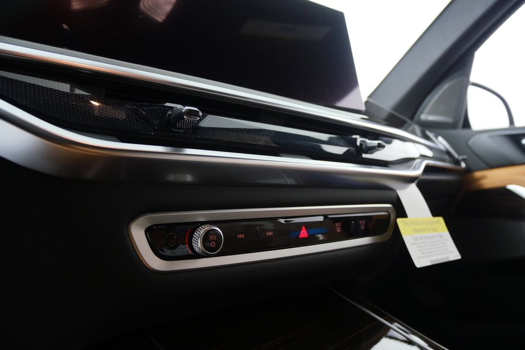 2026 BMW X5 xDrive40i 21