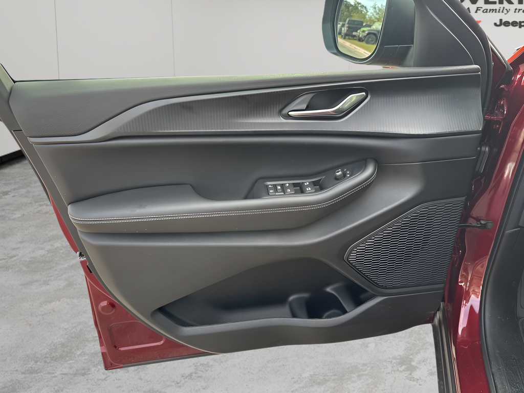 New Car 2025 Jeep Grand Cherokee L  For Sale Under $40,000 In Austin, Texas