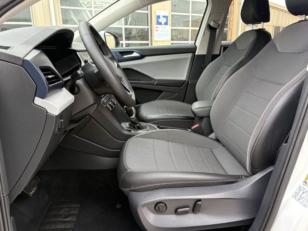 2022 Volkswagen Taos 1.5T SE White at DeMontrond Auto Country