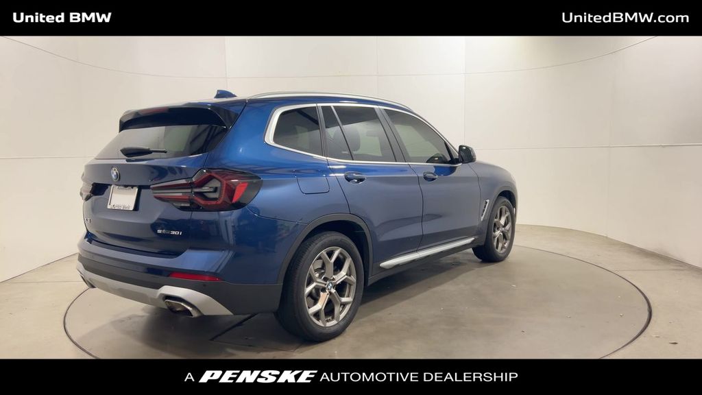 Thumbnail: 2022 BMW X3 - 8