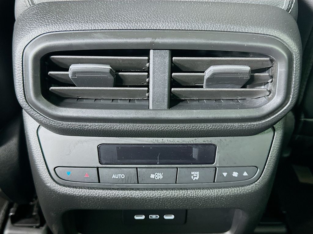 Thumbnail: 2025 Honda Pilot - 25