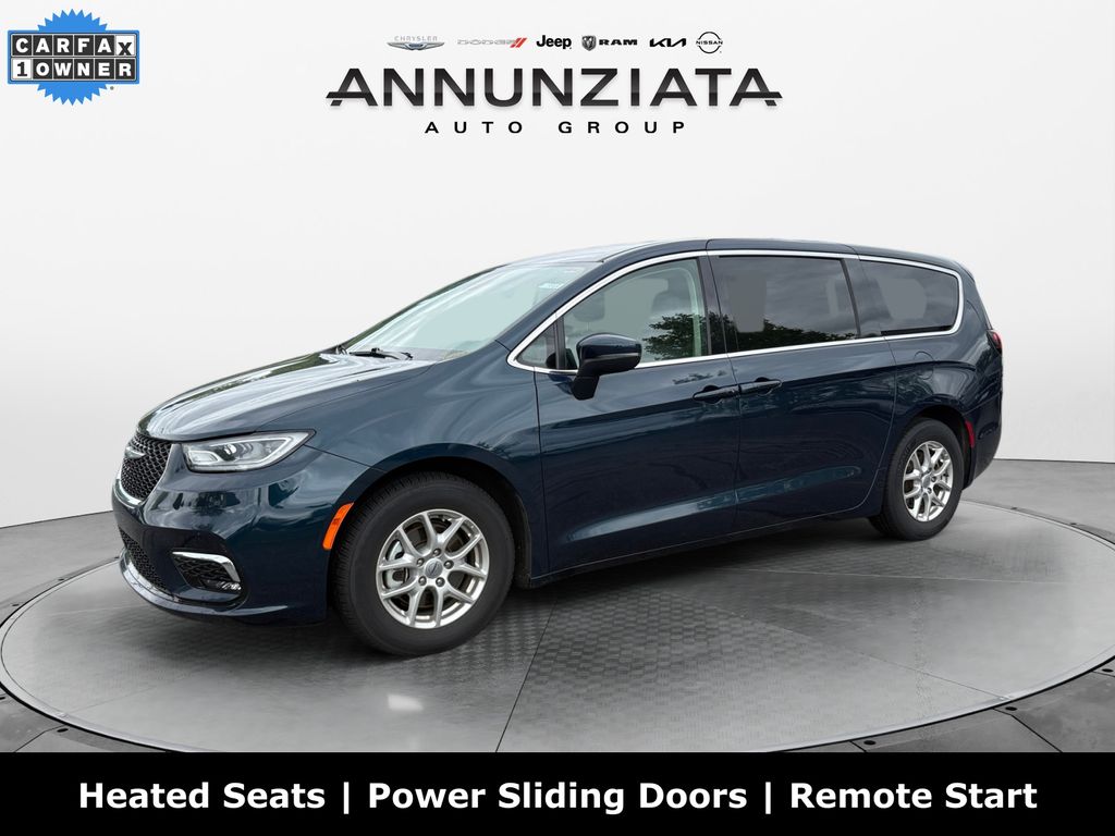 2023 Chrysler Pacifica Touring L FWD