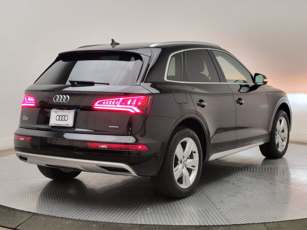 Thumbnail: 2019 Audi Q5 - 5