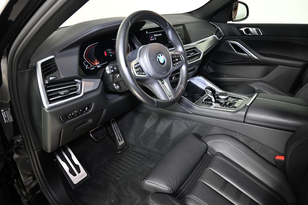Thumbnail: 2022 BMW X6 - 15