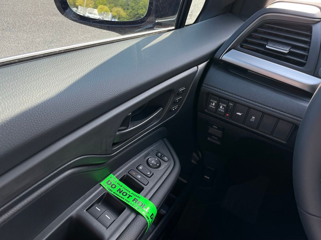 Thumbnail: 2026 Honda Odyssey - 23