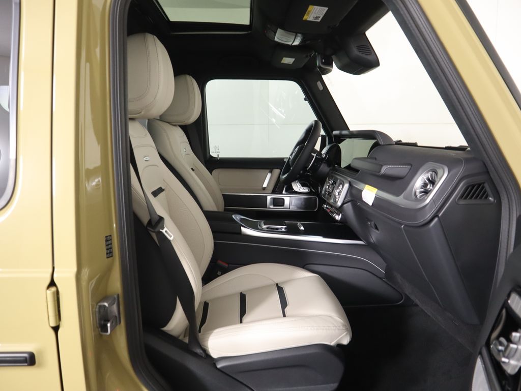 Thumbnail: 2026 Mercedes-Benz G-Class - 22