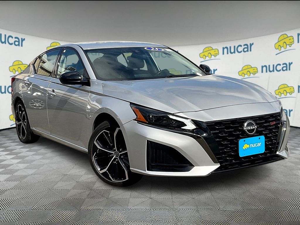 2023 Nissan Altima — photo 1