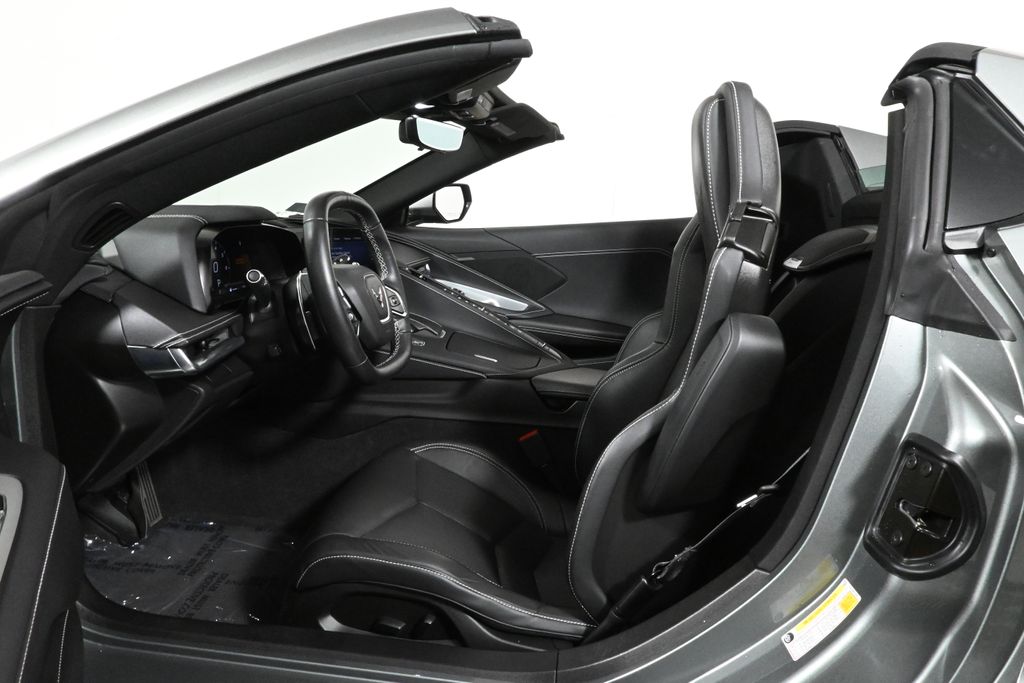 2023 Chevrolet Corvette Stingray 3