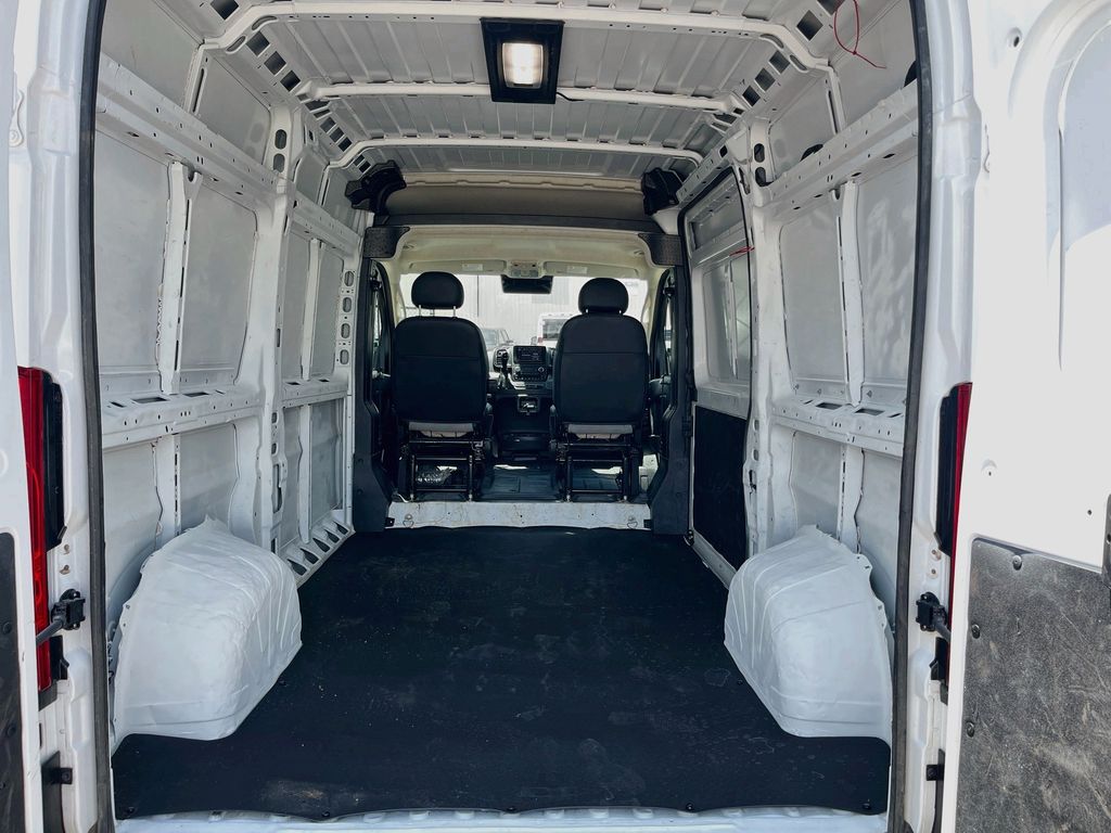 Used 2025 White Ram High Roof image 22