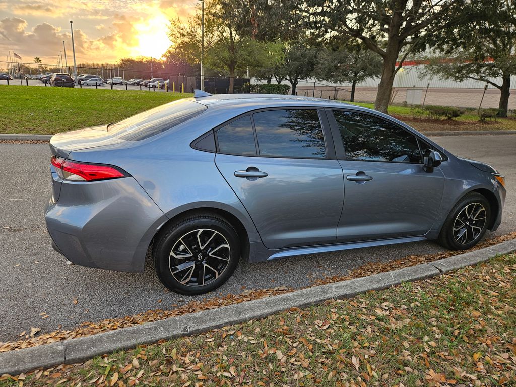 2023 Toyota Corolla LE 5