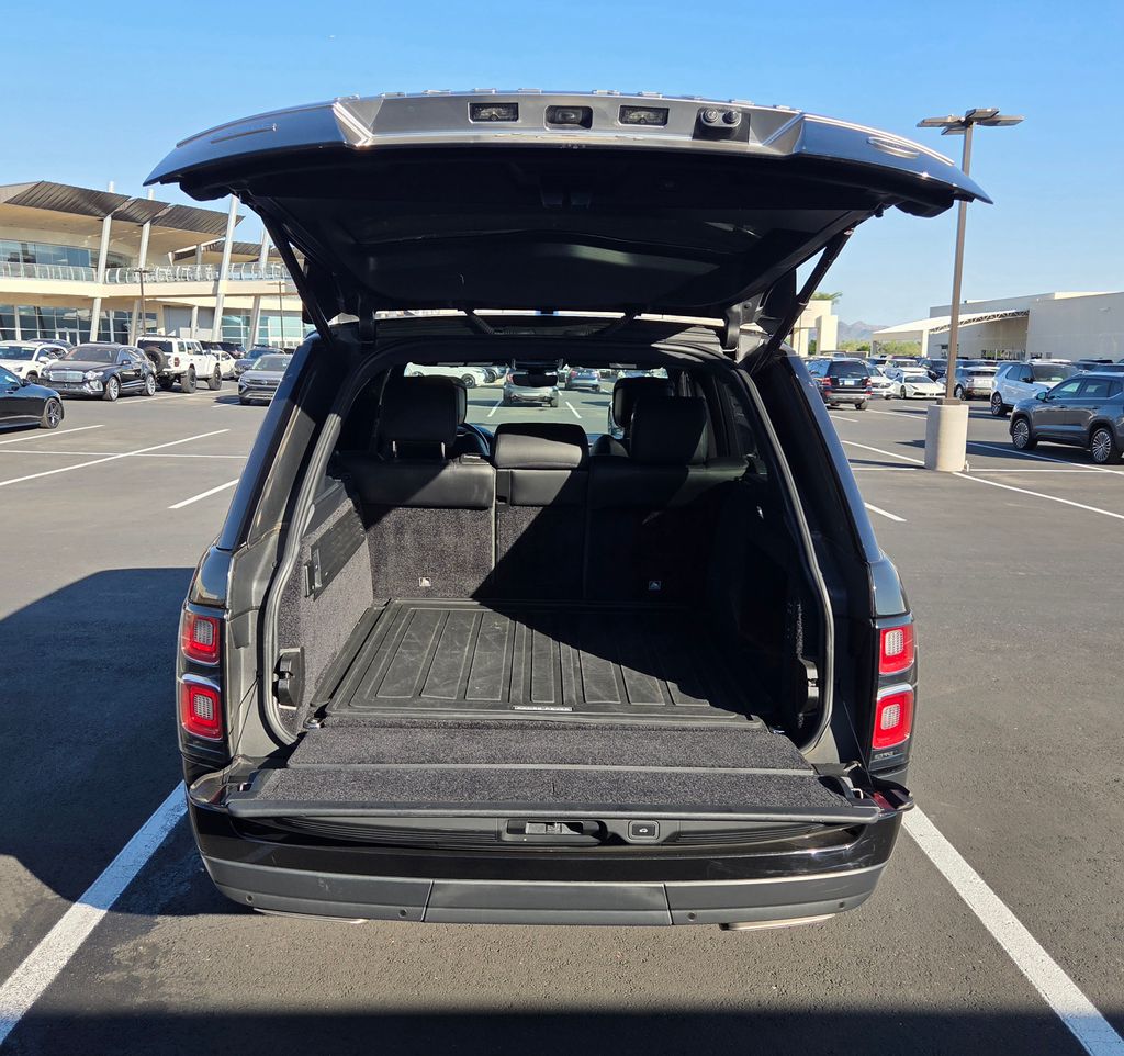 Thumbnail: 2018 Land Rover Range Rover - 5