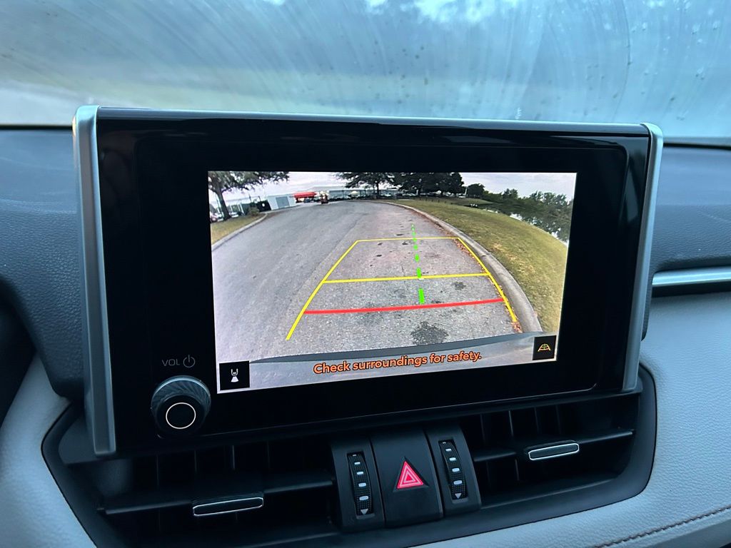 Thumbnail: 2023 Toyota RAV4 - 26