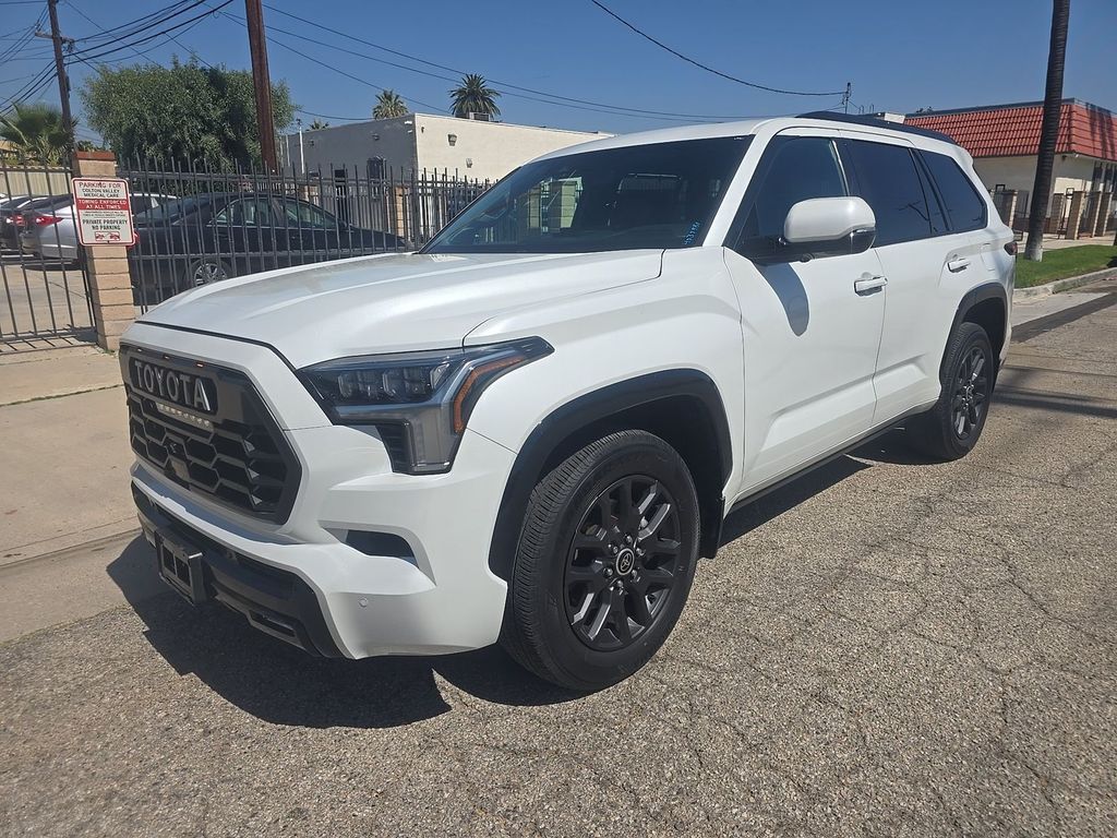 2023 Toyota Sequoia Platinum 4WD