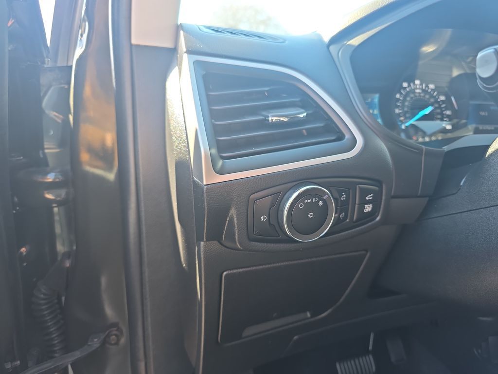 Certified Used 2024 Green Ford SEL image 19